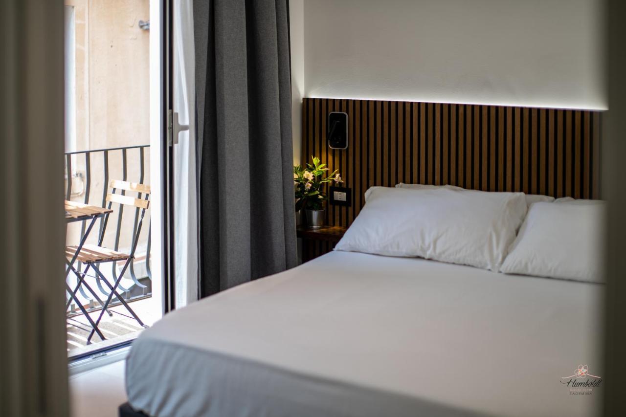Humboldt Luxury Rooms تاورمينا المظهر الخارجي الصورة