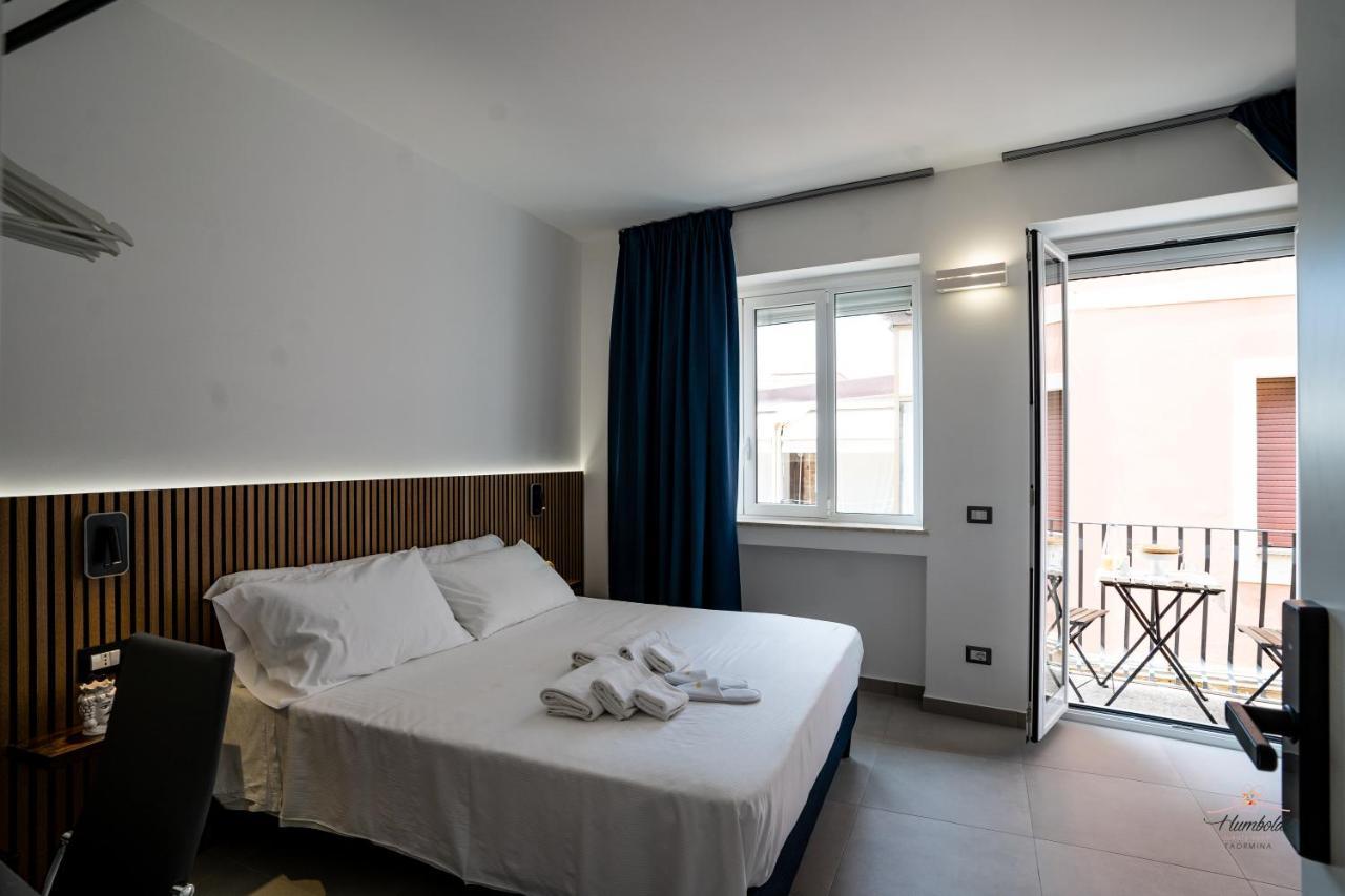 Humboldt Luxury Rooms تاورمينا المظهر الخارجي الصورة