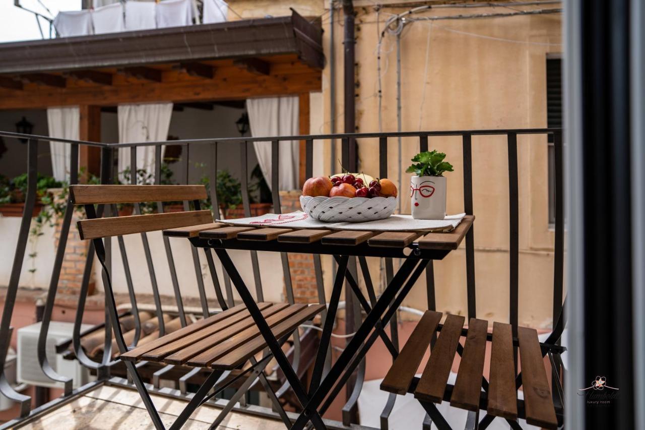 Humboldt Luxury Rooms تاورمينا المظهر الخارجي الصورة