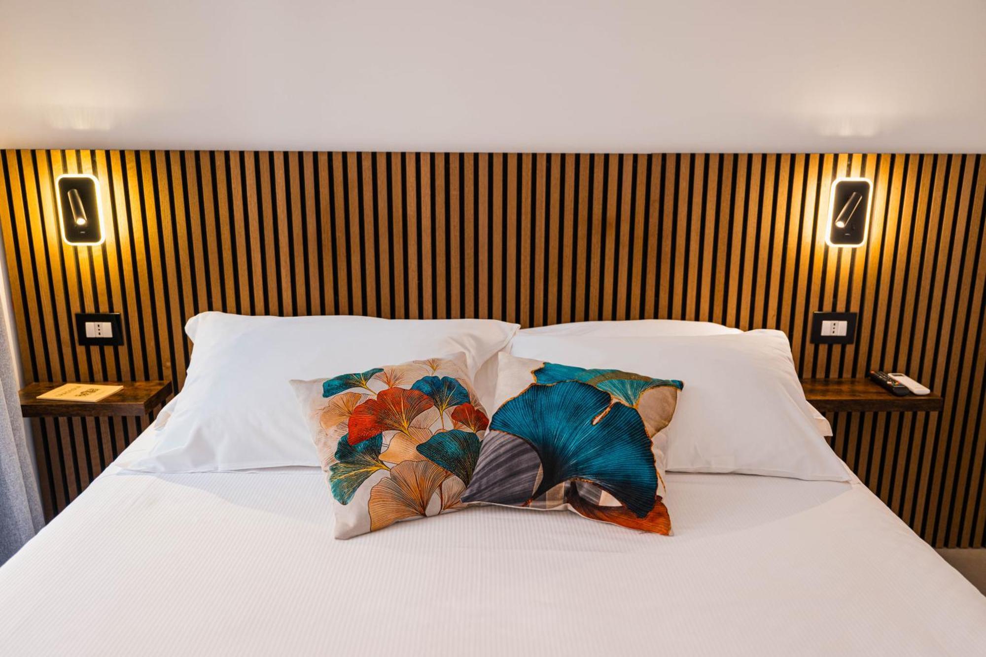 Humboldt Luxury Rooms تاورمينا المظهر الخارجي الصورة